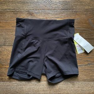 All in Motion Contour PowerWaist HighRise 4” Short